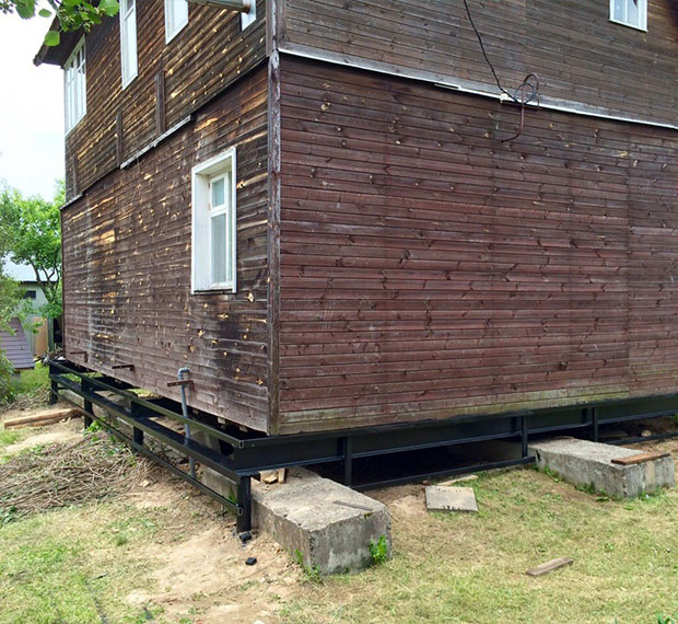 Подъём дома на винтовые сваи под ключ в Одинцово